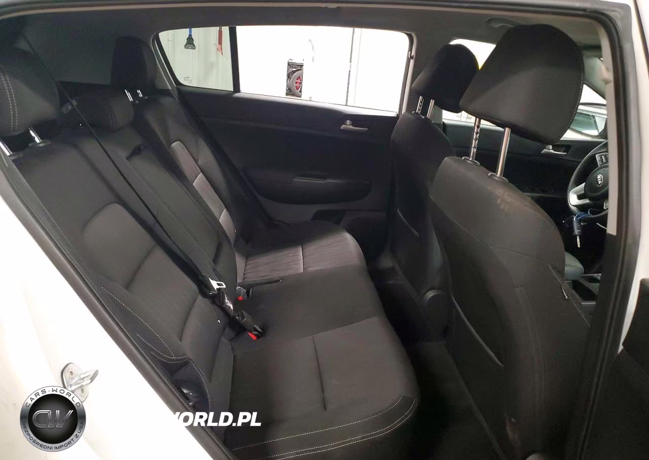 2020 Kia Sportage Lx VIN:KNDPMCAC5L7737784 - 11