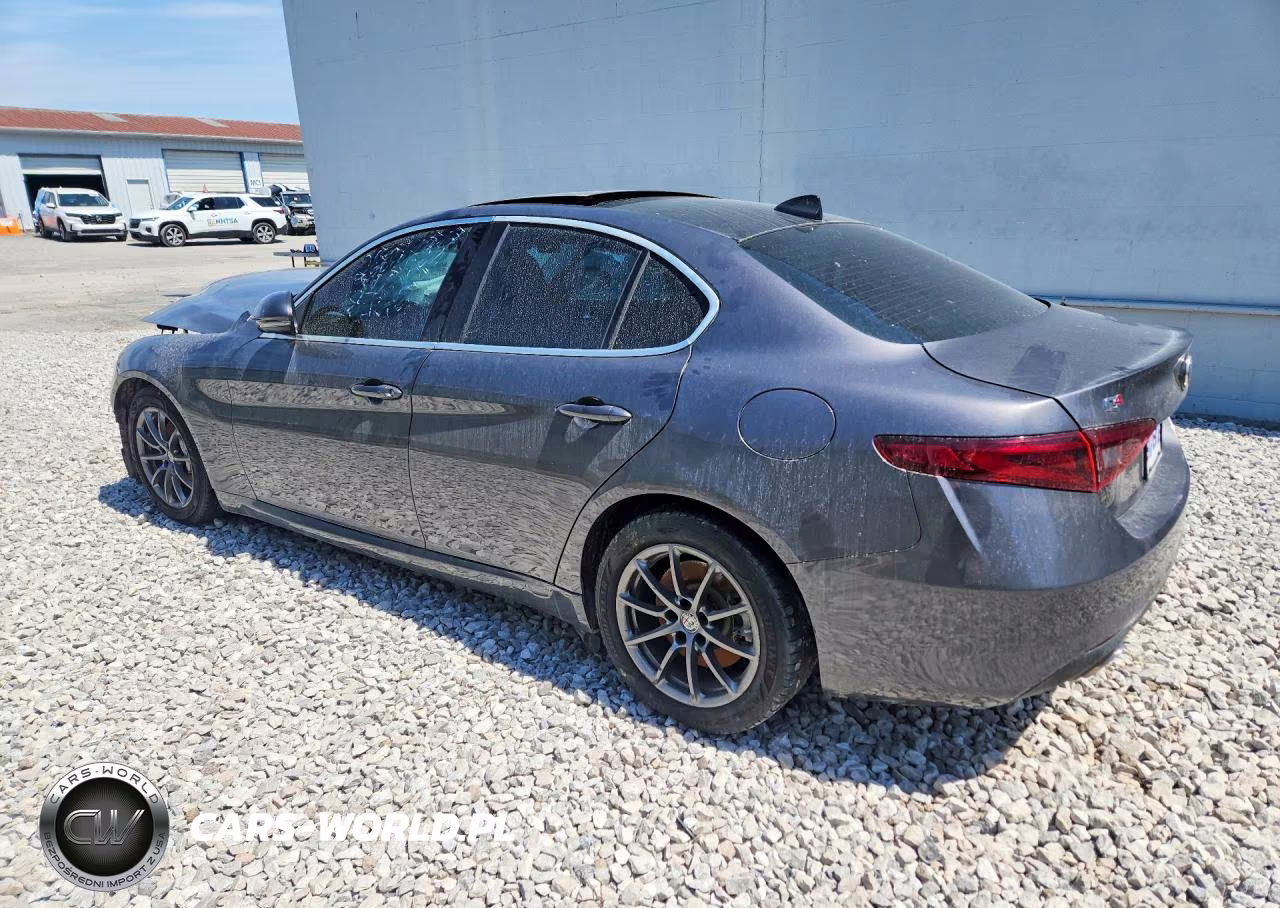 2018 Alfa Romeo Giulia Q4 VIN:ZARFAEDNXJ7563985 - 2
