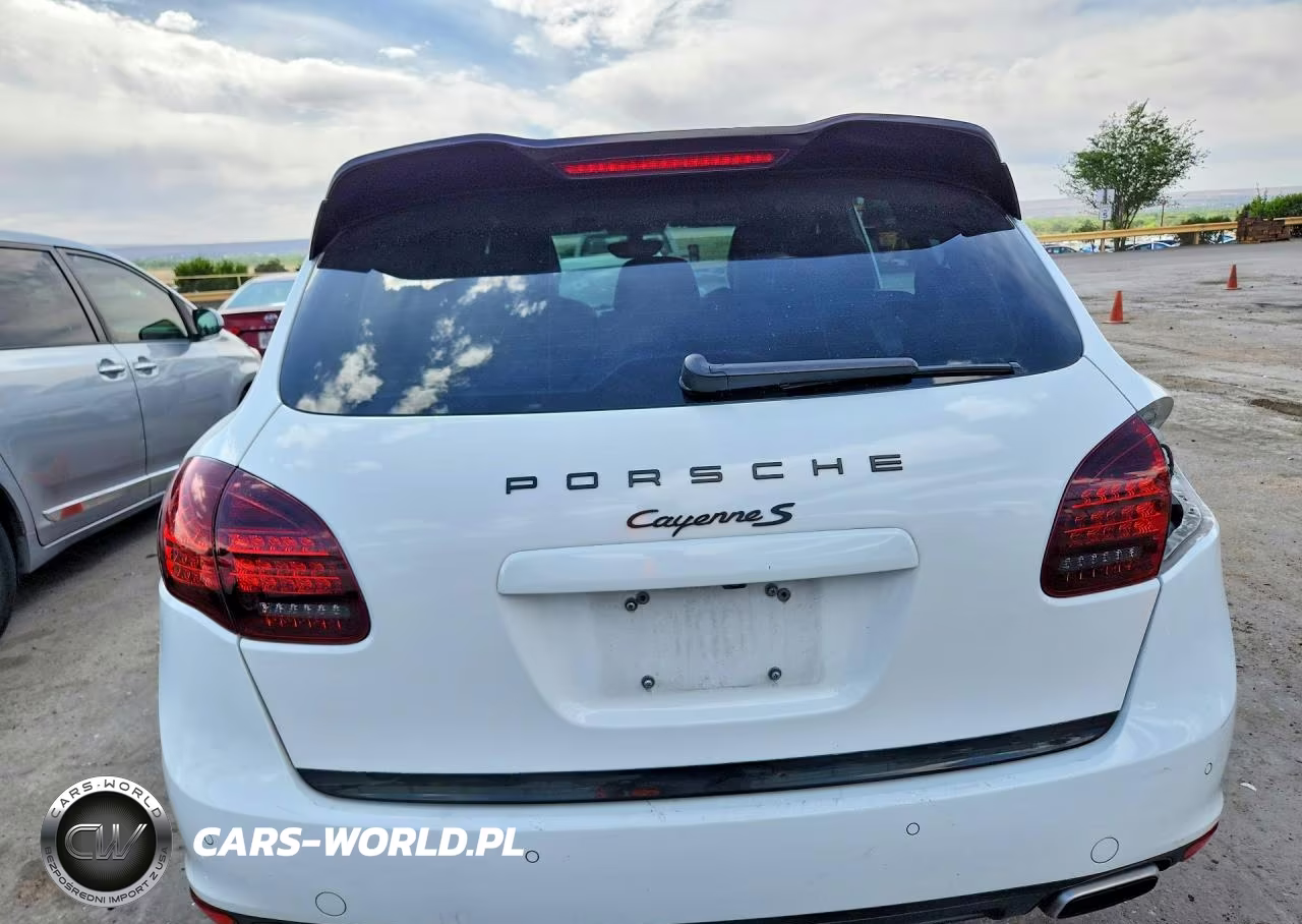 2014 Porsche Cayenne S VIN:WP1AB2A2XELA58468 - 6