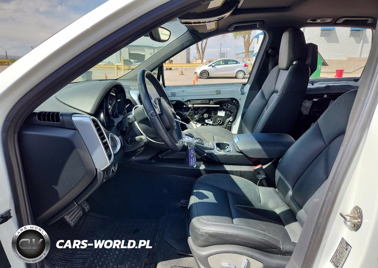 2014 Porsche Cayenne S VIN:WP1AB2A2XELA58468 - 7
