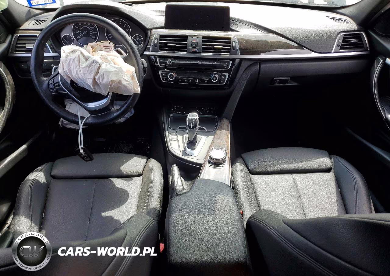 2018 BMW 330 Xi VIN:WBA8D9C55JA615347 - 8