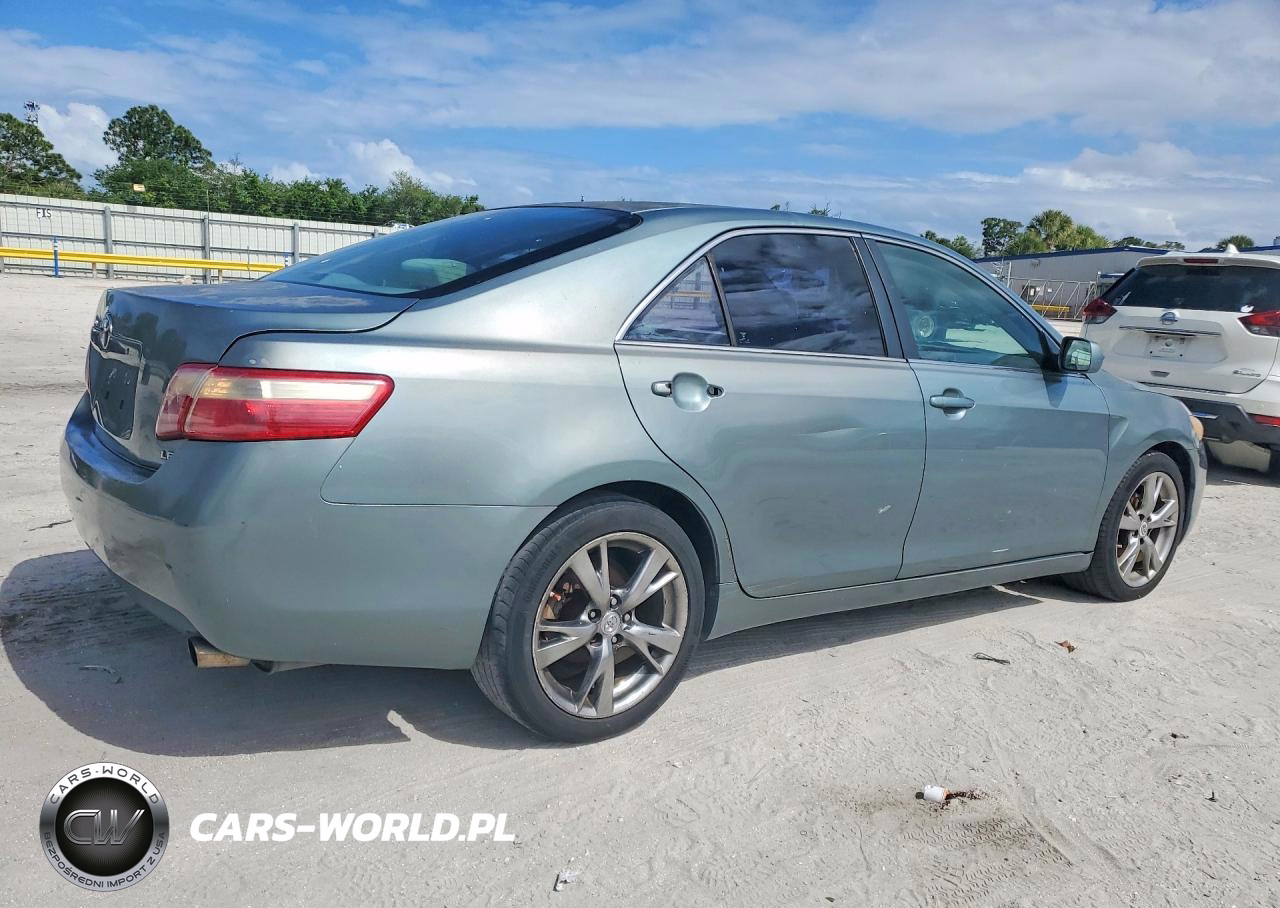2007 Toyota Camry Le VIN:4T1BE46K77U658696 - 3