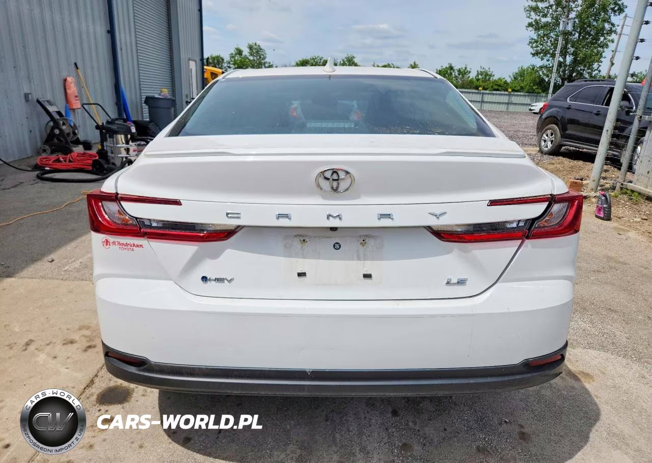 2025 Toyota Camry Le VIN:4T1DAACK5SU168497 - 6