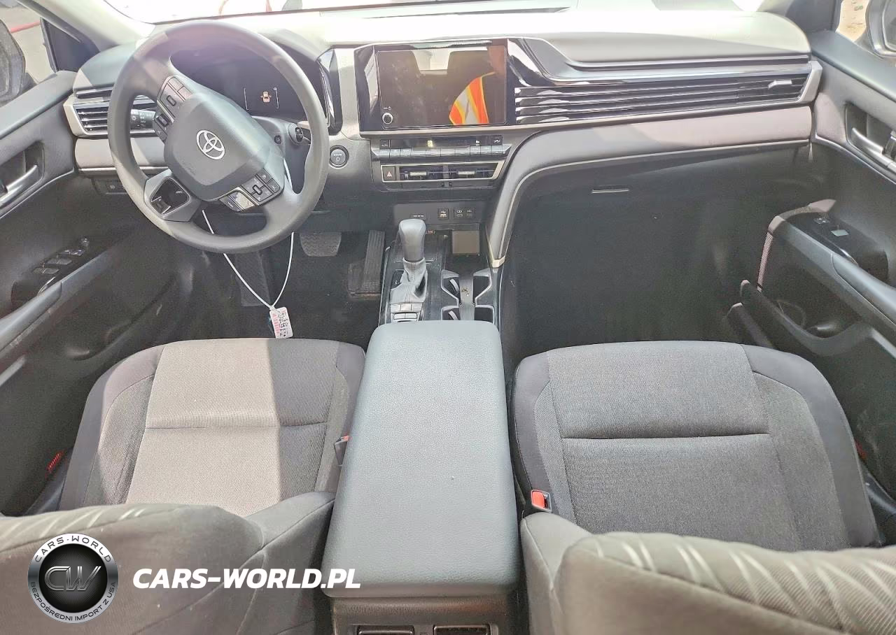 2025 Toyota Camry Le VIN:4T1DAACK5SU168497 - 8