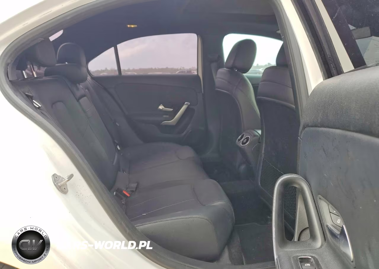 2019 Mercedes-Benz A 220 4Matic VIN:WDD3G4FB3KW000850 - 11