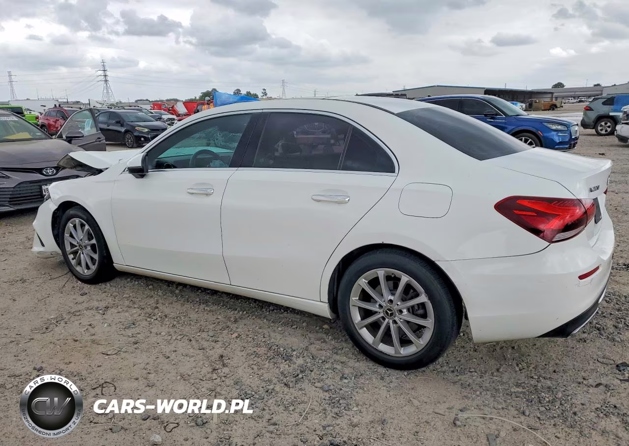 2019 Mercedes-Benz A 220 4Matic VIN:WDD3G4FB3KW000850 - 2