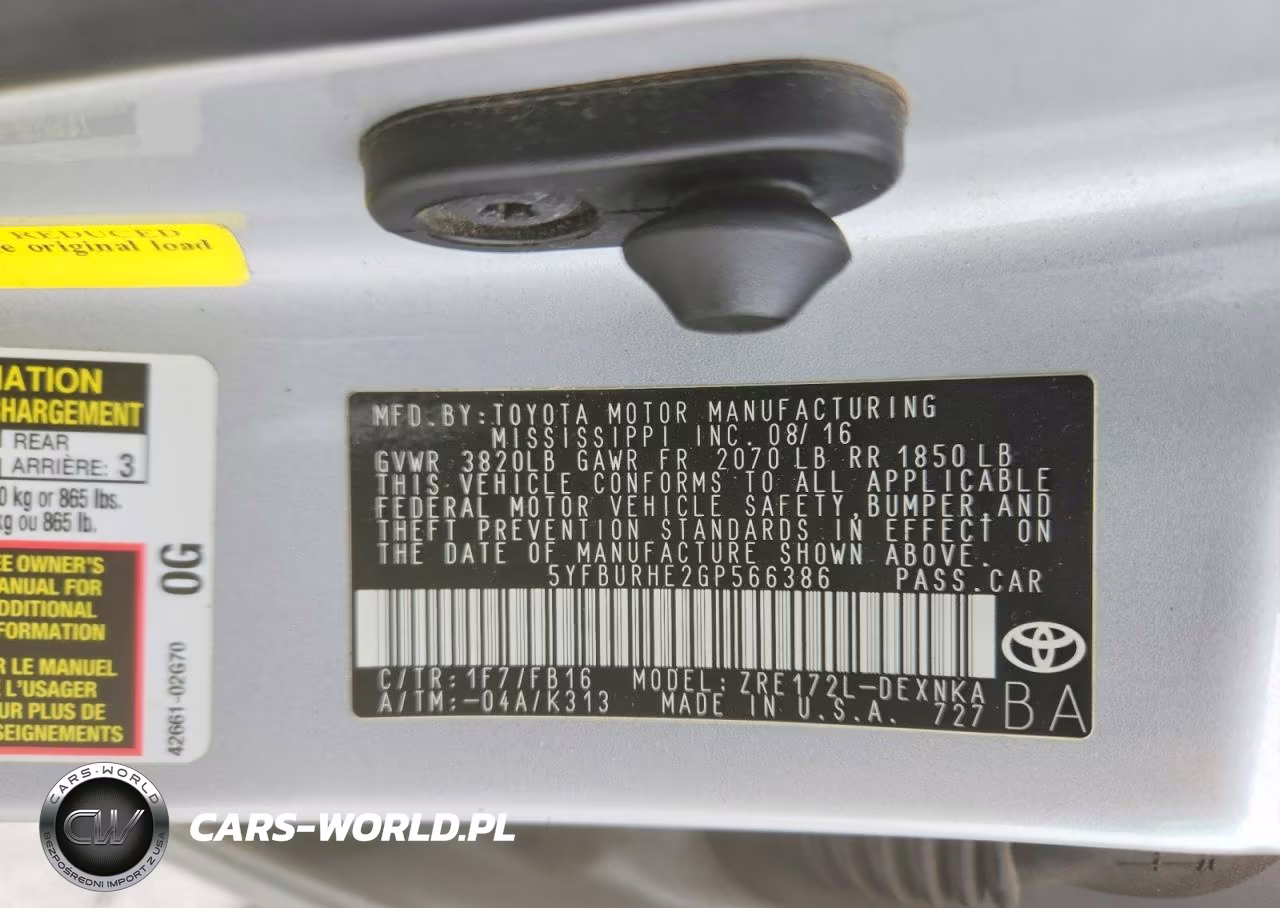 2016 Toyota Corolla Le VIN:5YFBURHE2GP566386 - 12