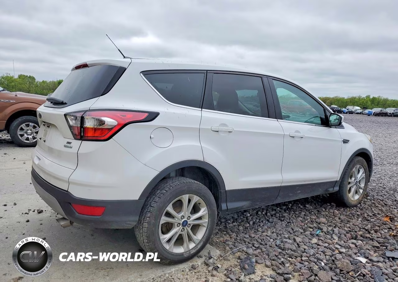 2017 Ford Escape Se VIN:1FMCU0GD4HUC79107 - 3