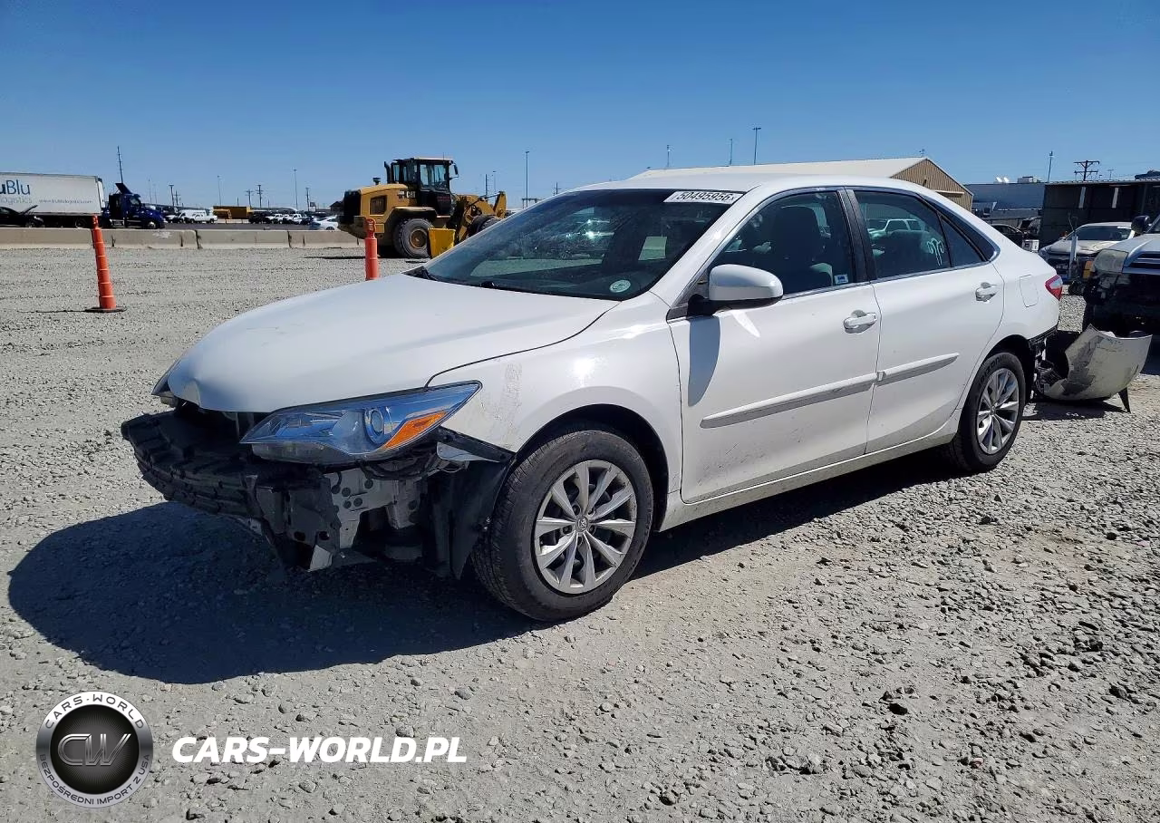 2015 Toyota Camry Le