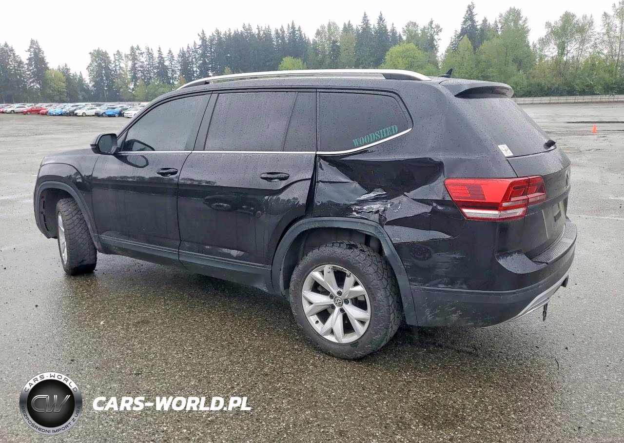 2018 Volkswagen Atlas Se VIN:1V2LR2CA3JC582841 - 2