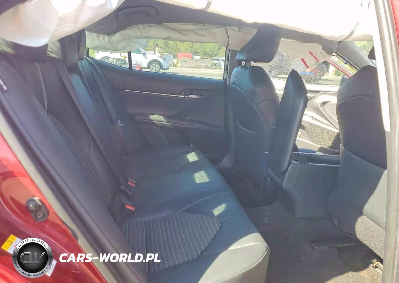 2018 Toyota Camry Se VIN:4T1B11HK3JU678782 - 10