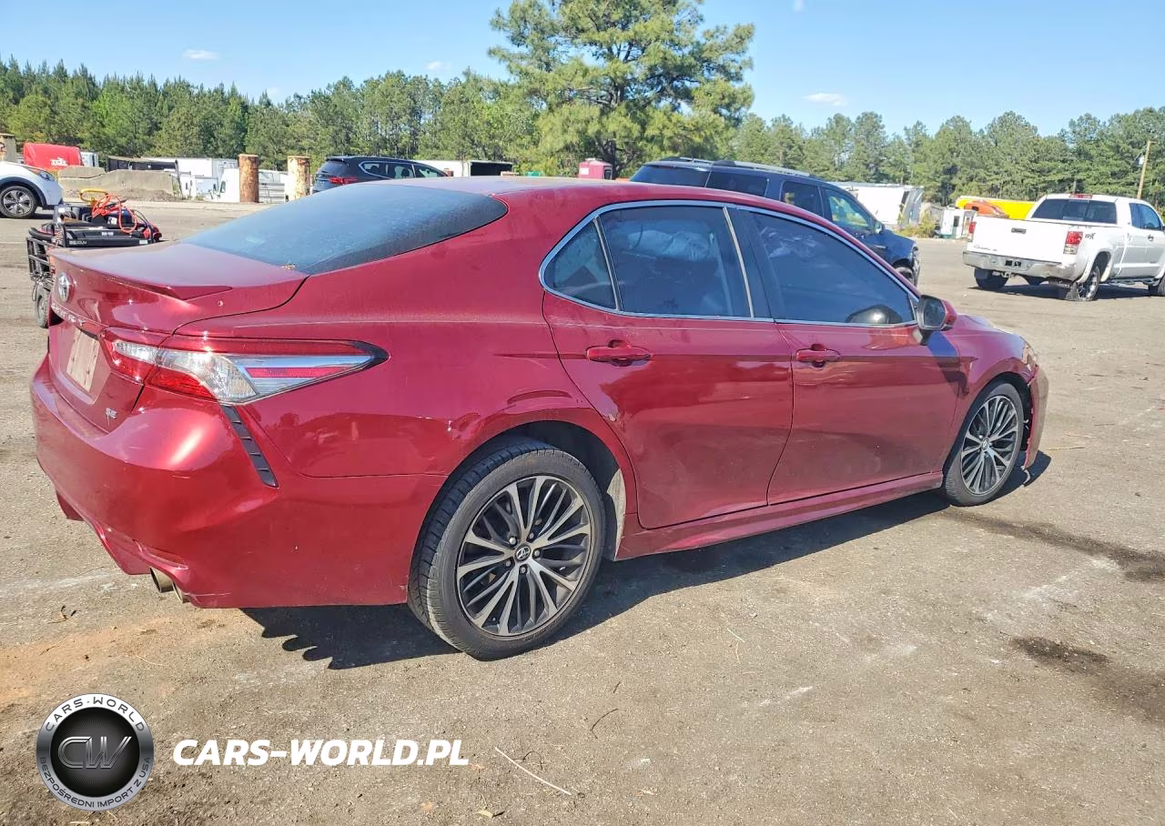 2018 Toyota Camry Se VIN:4T1B11HK3JU678782 - 3