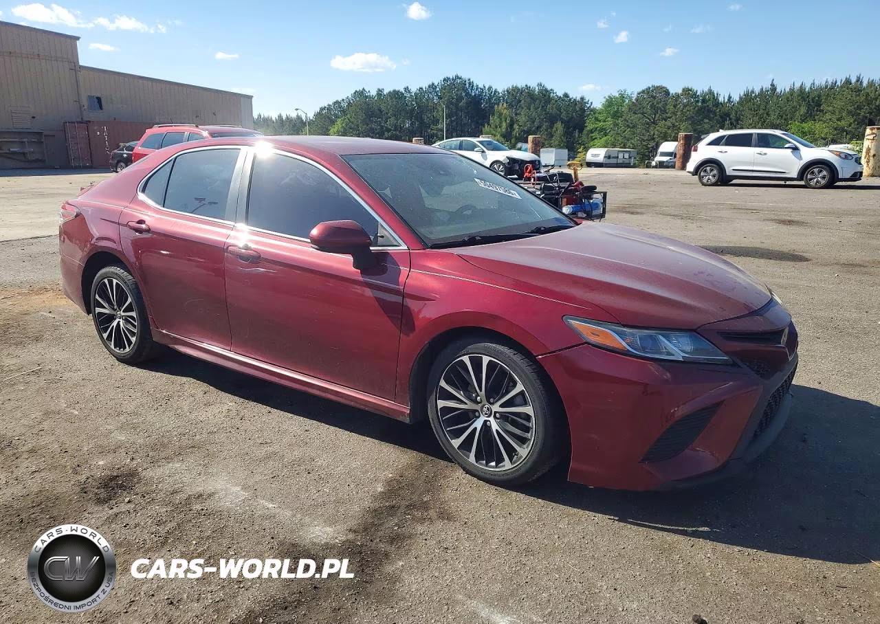 2018 Toyota Camry Se VIN:4T1B11HK3JU678782 - 4