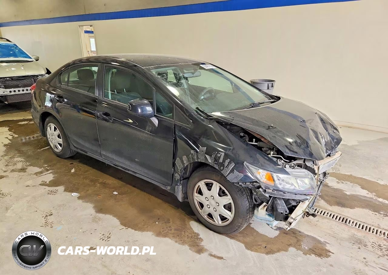 2013 Honda Civic Lx VIN:2HGFB2F5XDH555799 - 4