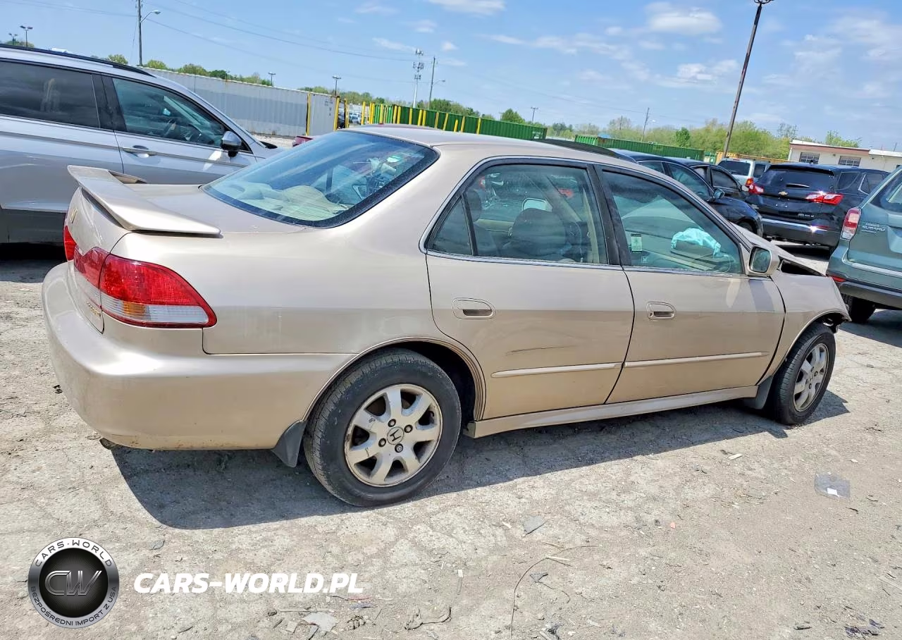2002 Honda Accord Ex VIN:1HGCG66802A136684 - 3