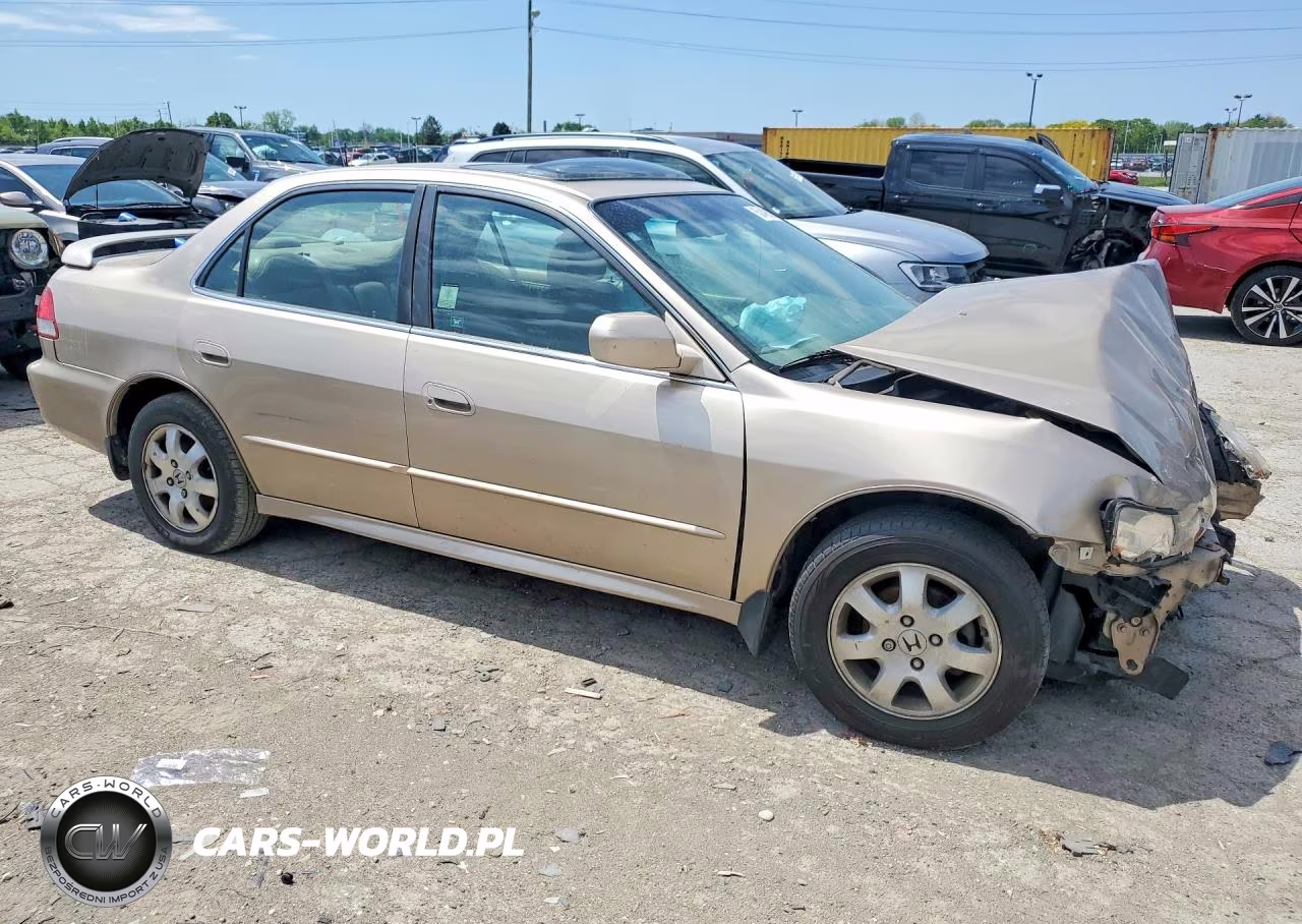 2002 Honda Accord Ex VIN:1HGCG66802A136684 - 4