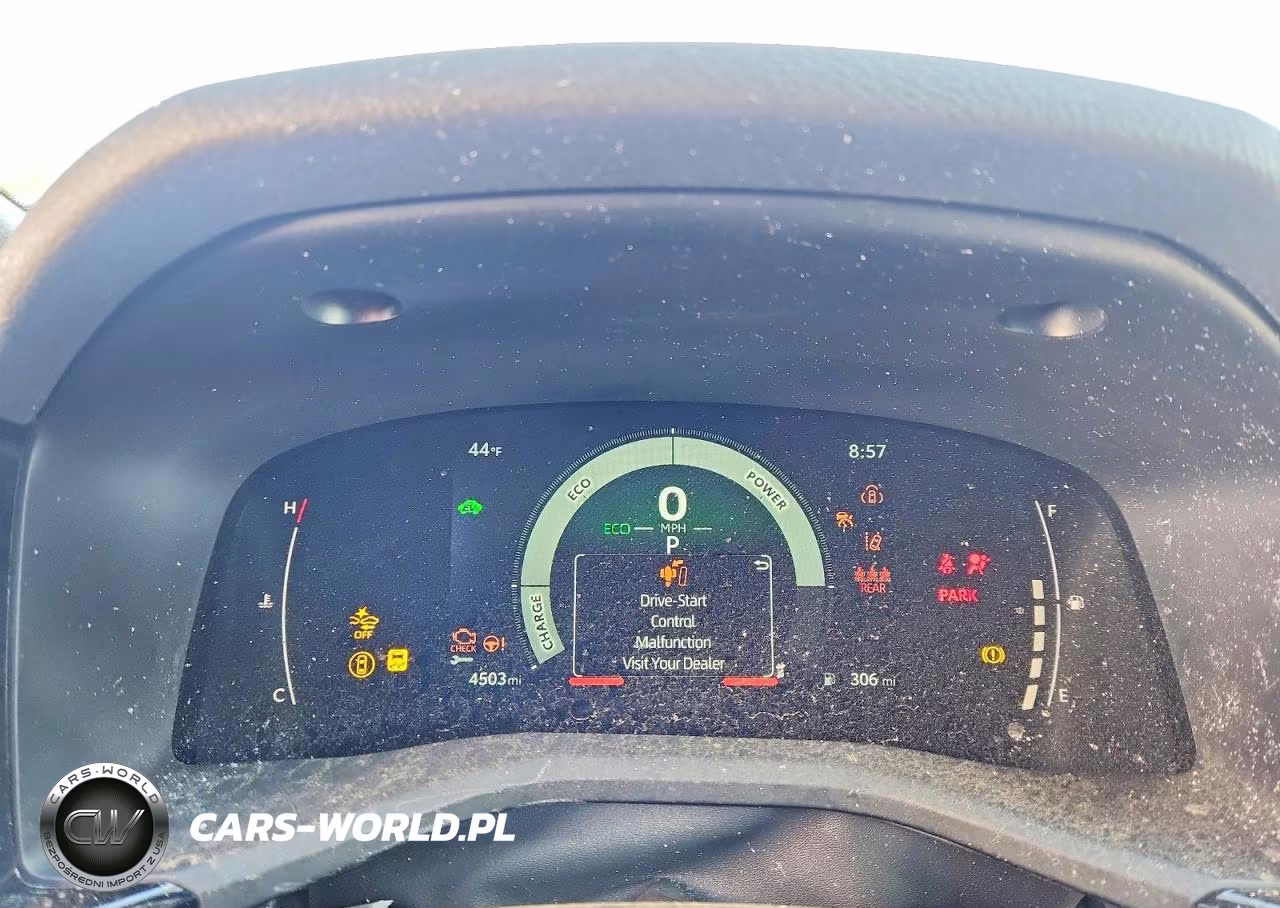 2025 Toyota Camry Se VIN:4T1DAACK1SU141099 - 9