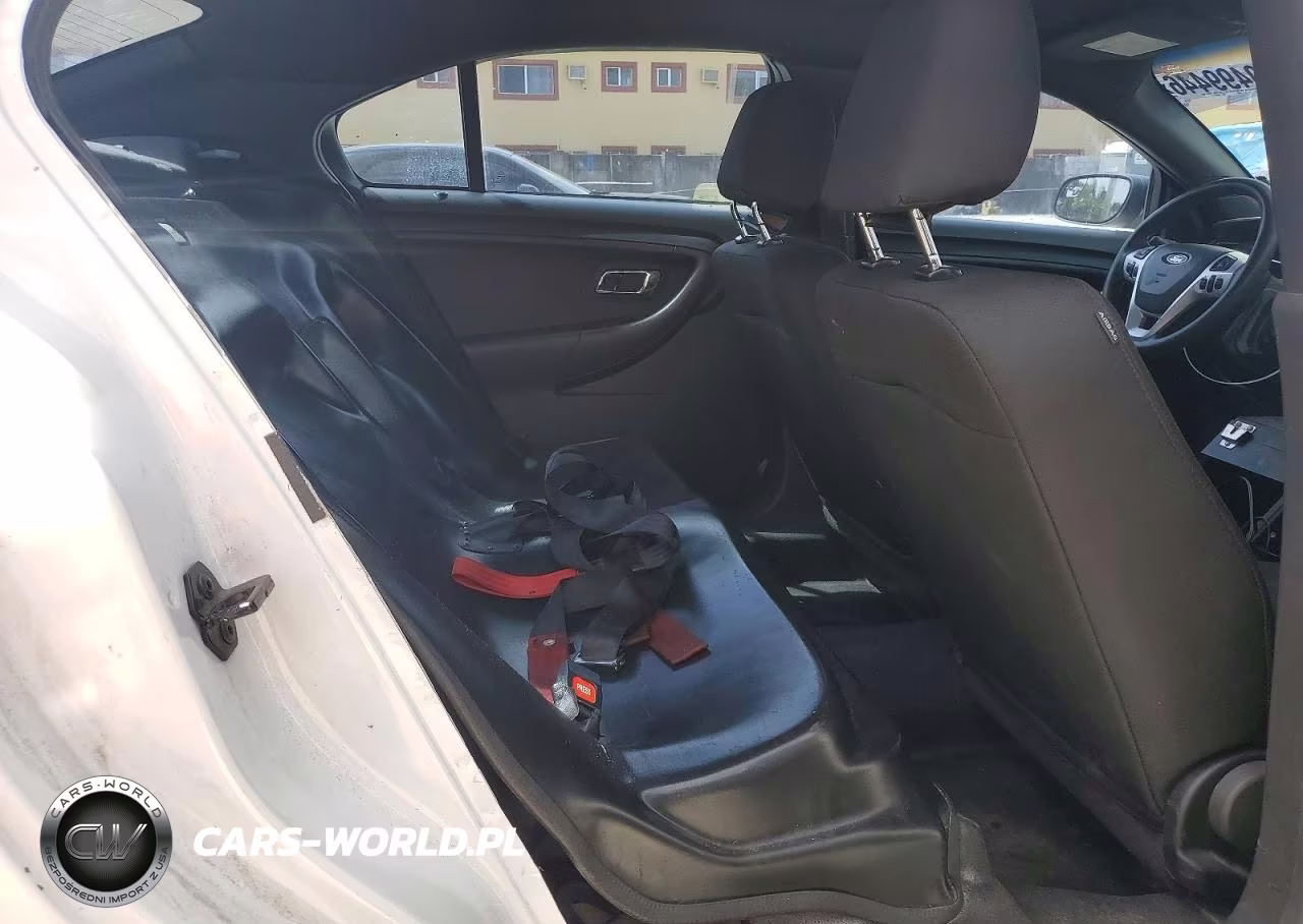 2016 Ford Taurus Police Interceptor VIN:1FAHP2L83GG107031 - 10