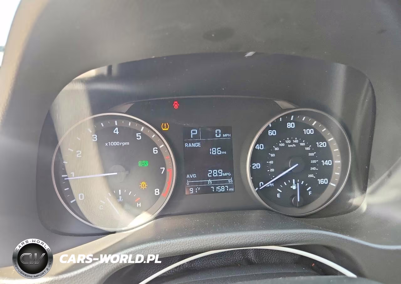 2018 Hyundai Elantra Se VIN:5NPD74LF7JH350122 - 9
