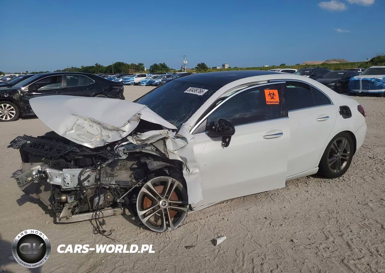 2020 Mercedes-Benz A 220