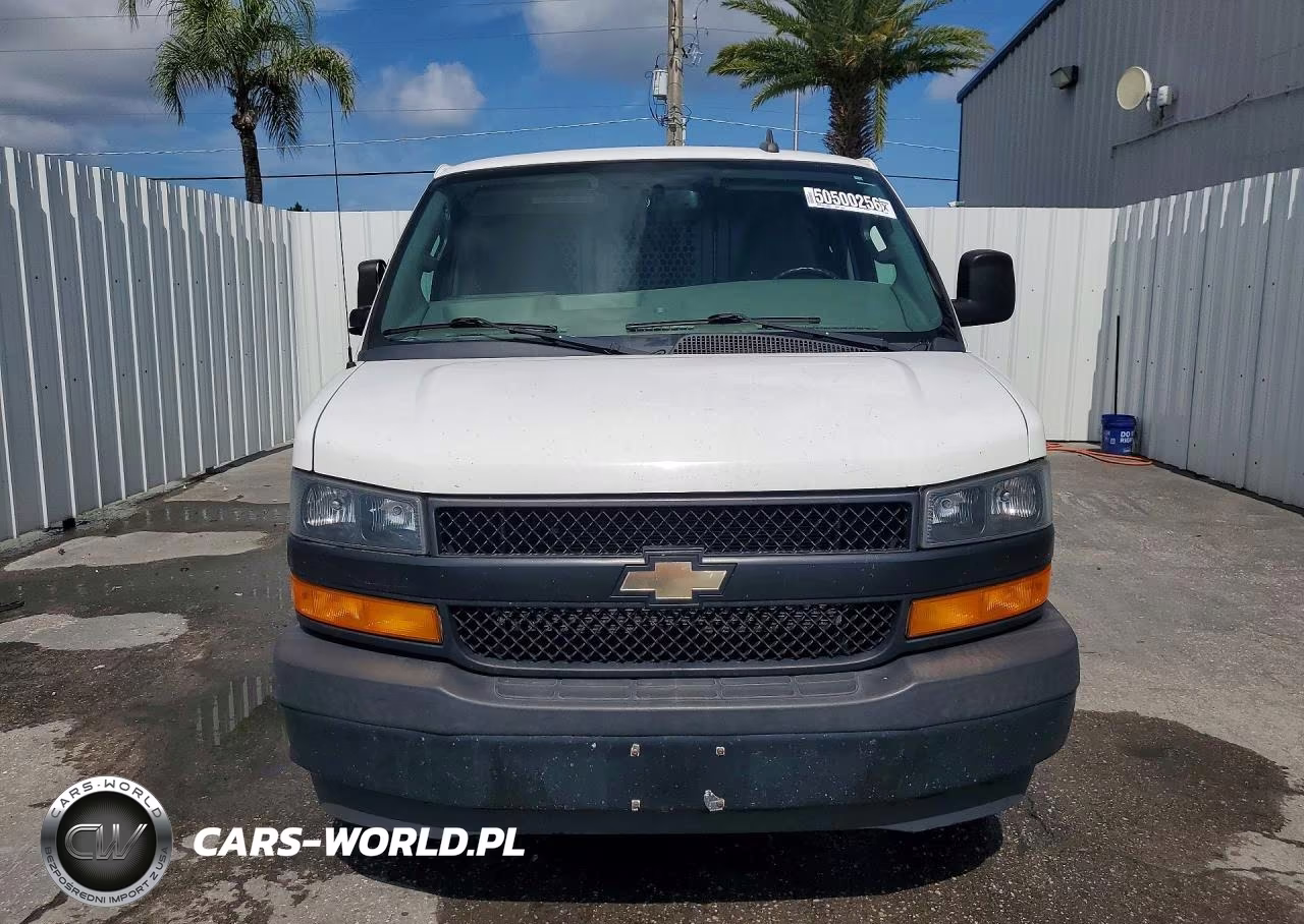 2019 Chevrolet Express 2500 Cargo Delivery Van VIN:1GCWGAFP1K1195149 - 5