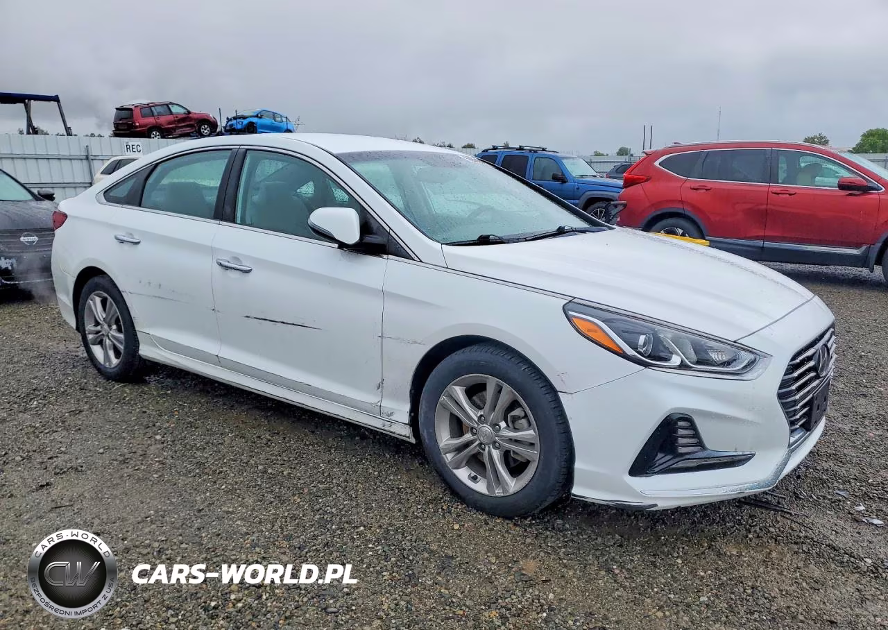2018 Hyundai Sonata Sel VIN:5NPE34AF1JH632419 - 4