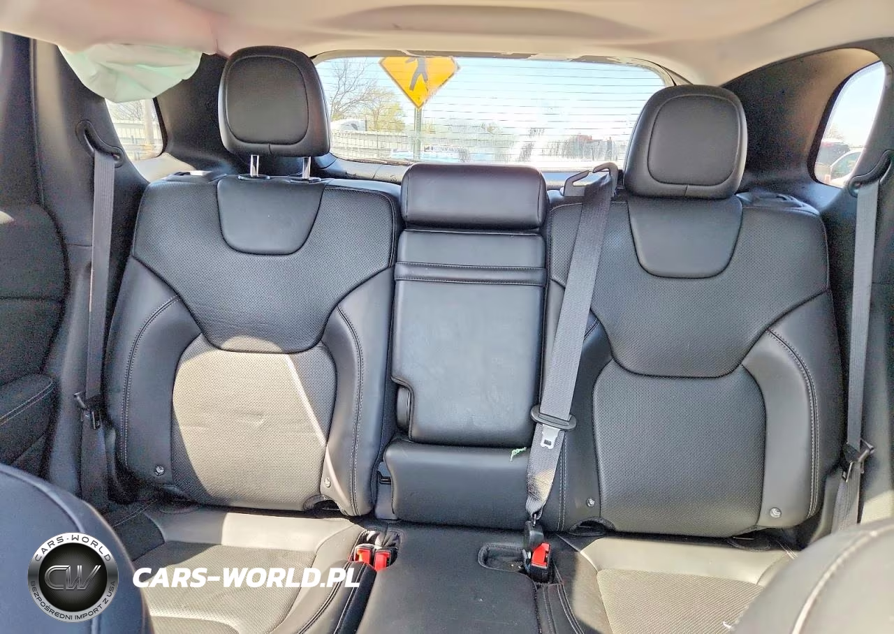 2019 Jeep Cherokee Limited VIN:1C4PJMDX9KD138562 - 10