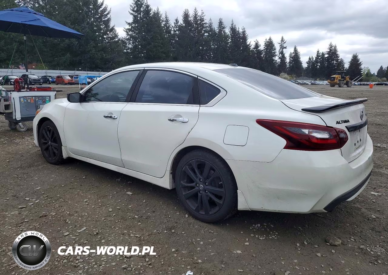 2018 Nissan Altima 2.5 Sr VIN:1N4AL3AP7JC230214 - 2