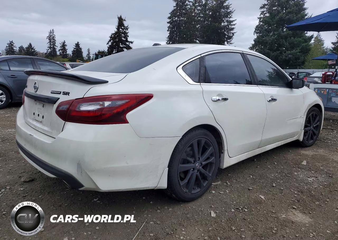 2018 Nissan Altima 2.5 Sr VIN:1N4AL3AP7JC230214 - 3