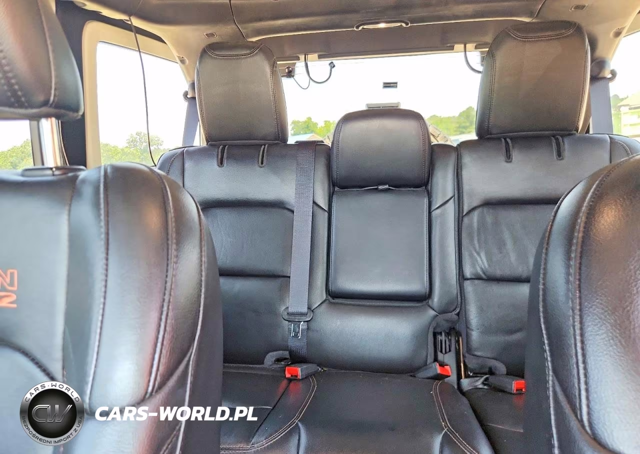 2022 Jeep Wrangler Unlimited Rubicon 392 VIN:1C4JJXSJXNW106542 - 10