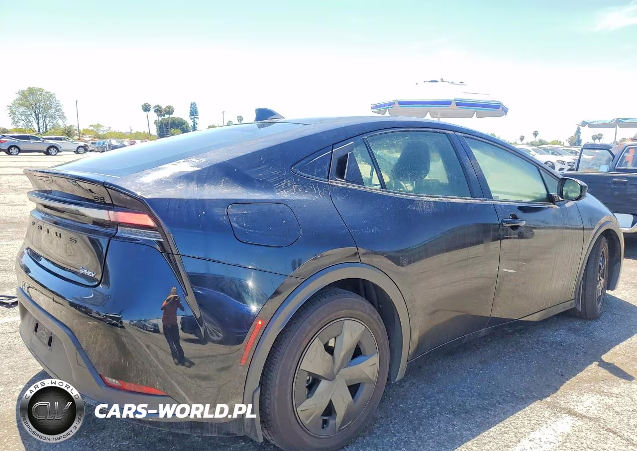 2026 Toyota Prius Plug-In Hybrid Se VIN:JTDACACU6T3055216 - 3