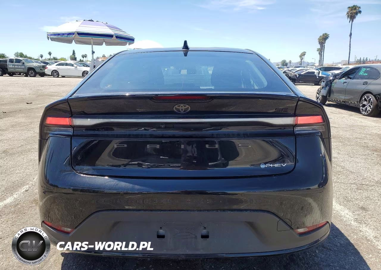 2026 Toyota Prius Plug-In Hybrid Se VIN:JTDACACU6T3055216 - 6
