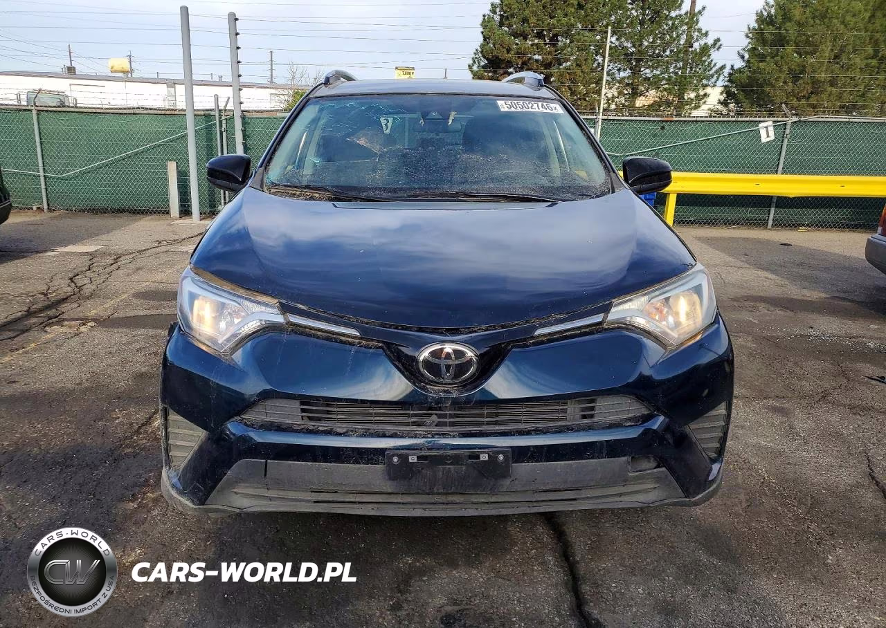 2018 Toyota Rav4 Le VIN:JTMBFREV3JJ255320 - 5