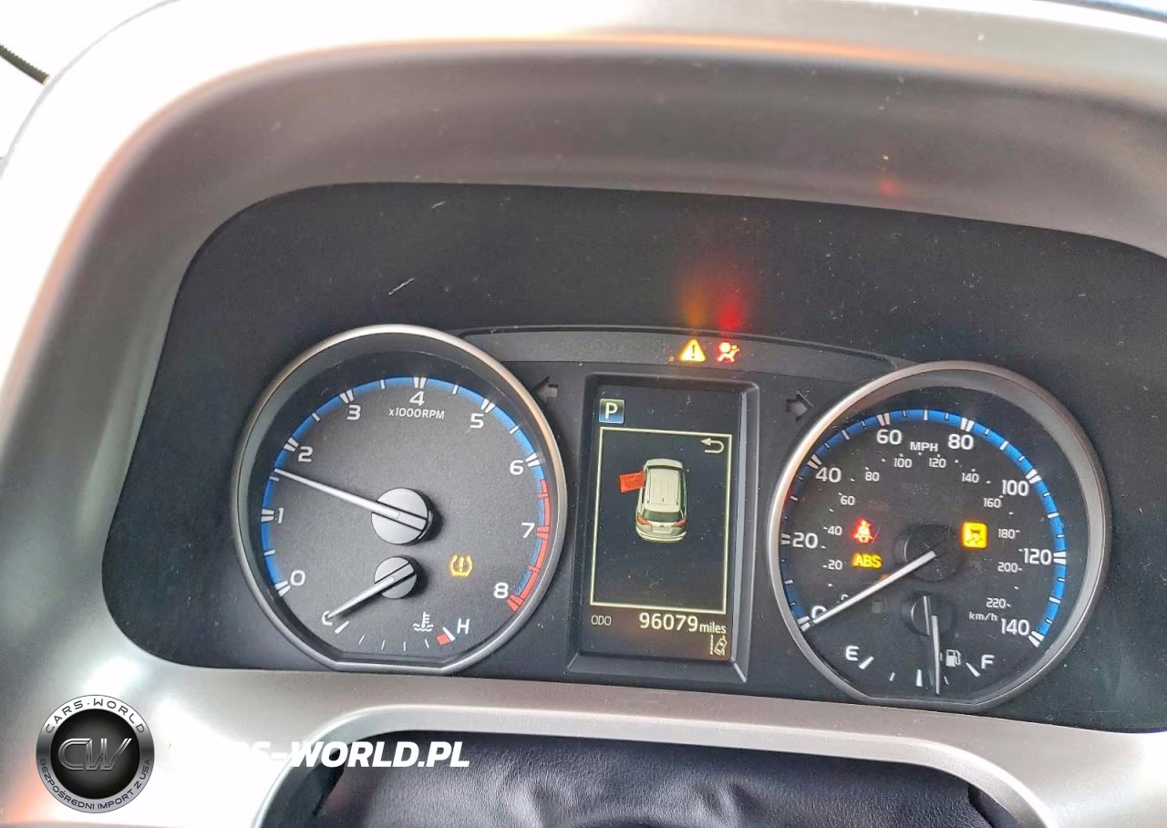2018 Toyota Rav4 Le VIN:JTMBFREV3JJ255320 - 9