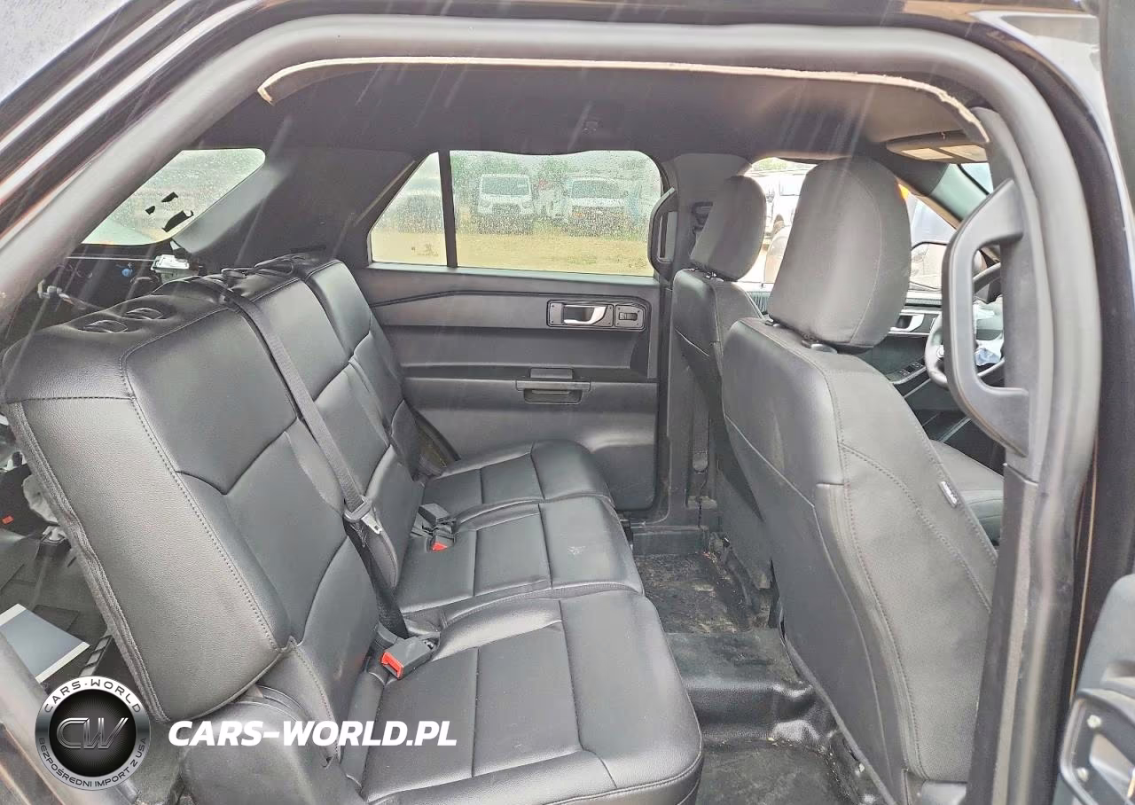 2023 Ford Explorer Police Interceptor VIN:1FM5K8AB8PGB99469 - 11