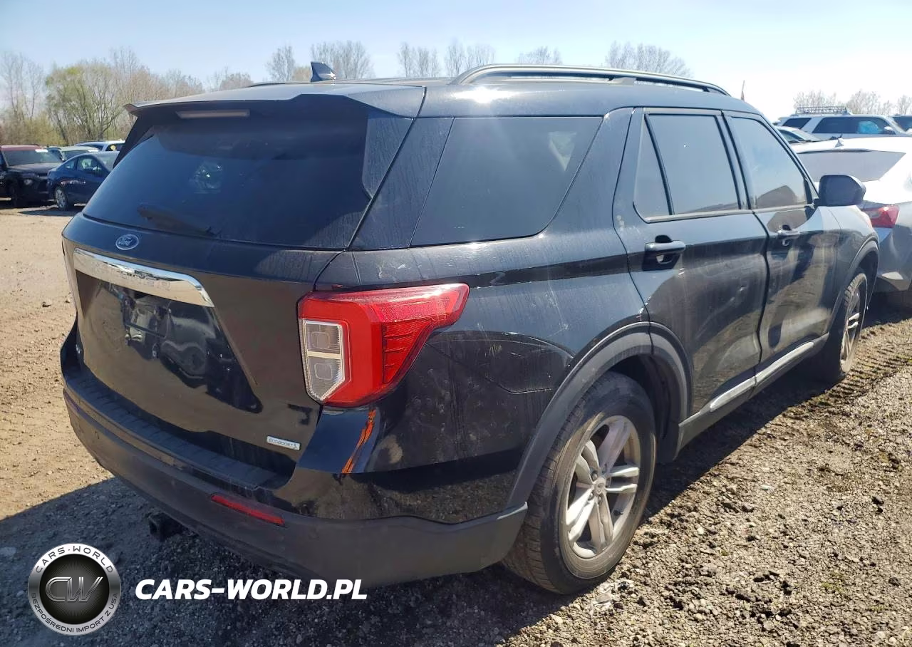 2020 Ford Explorer Xlt VIN:1FMSK7DH2LGB15363 - 3