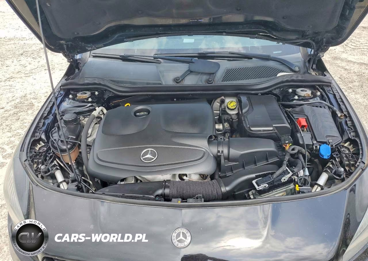 2018 Mercedes-Benz Cla 250 VIN:WDDSJ4EB5JN615435 - 11