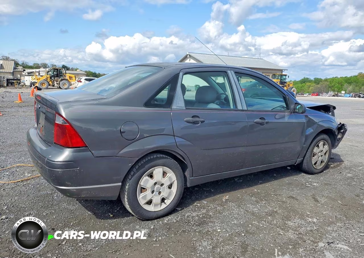 2007 Ford Focus Zx4 VIN:1FAFP34N97W309931 - 3