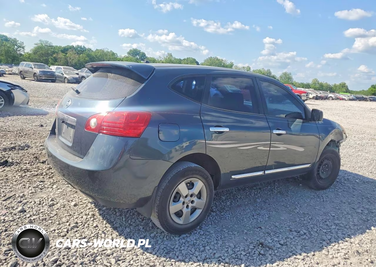 2013 Nissan Rogue S VIN:JN8AS5MT8DW549856 - 3