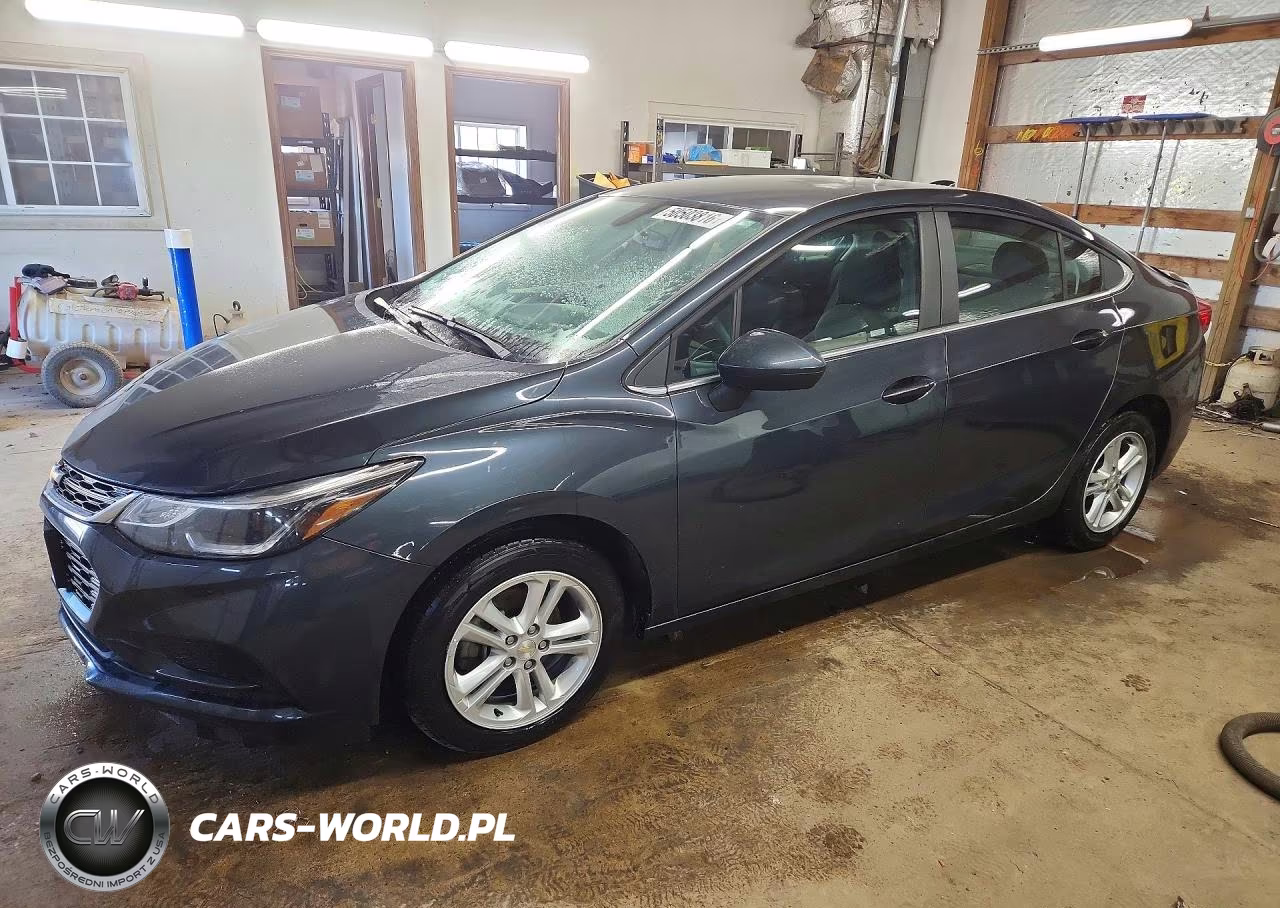 2017 Chevrolet Cruze Lt – zdjęcie 1 z 13
