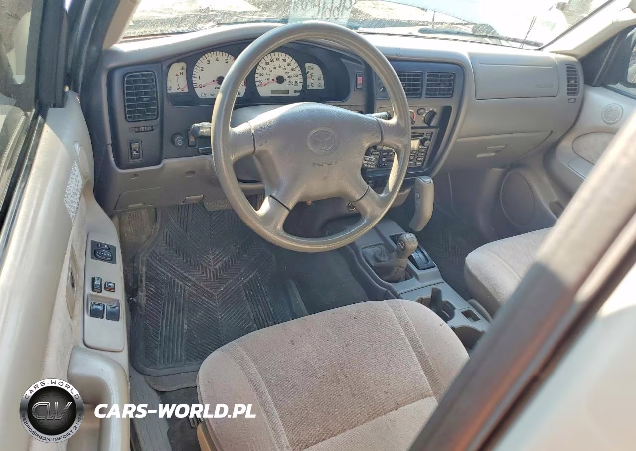 2002 Toyota Tacoma Xtracab VIN:5TEWN72N62Z083868 - 8