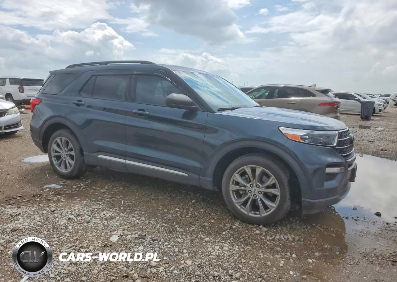 2022 Ford Explorer Xlt VIN:1FMSK7DH1NGA81130 - 4