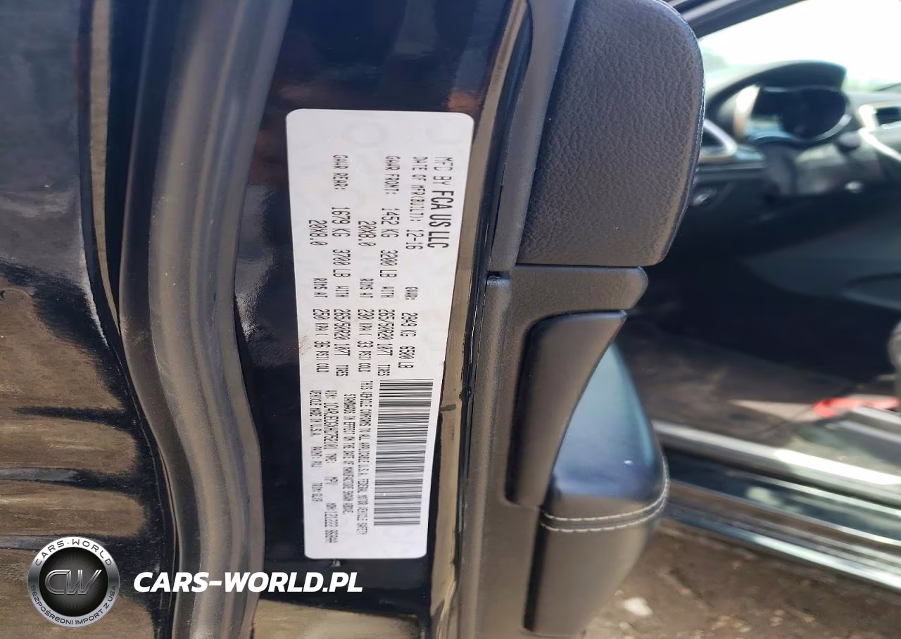 2017 Jeep Grand Cherokee Overland VIN:1C4RJECGXHC752101 - 12