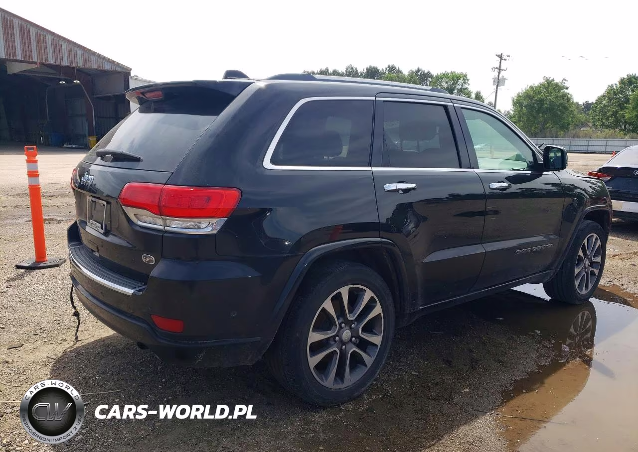 2017 Jeep Grand Cherokee Overland VIN:1C4RJECGXHC752101 - 3