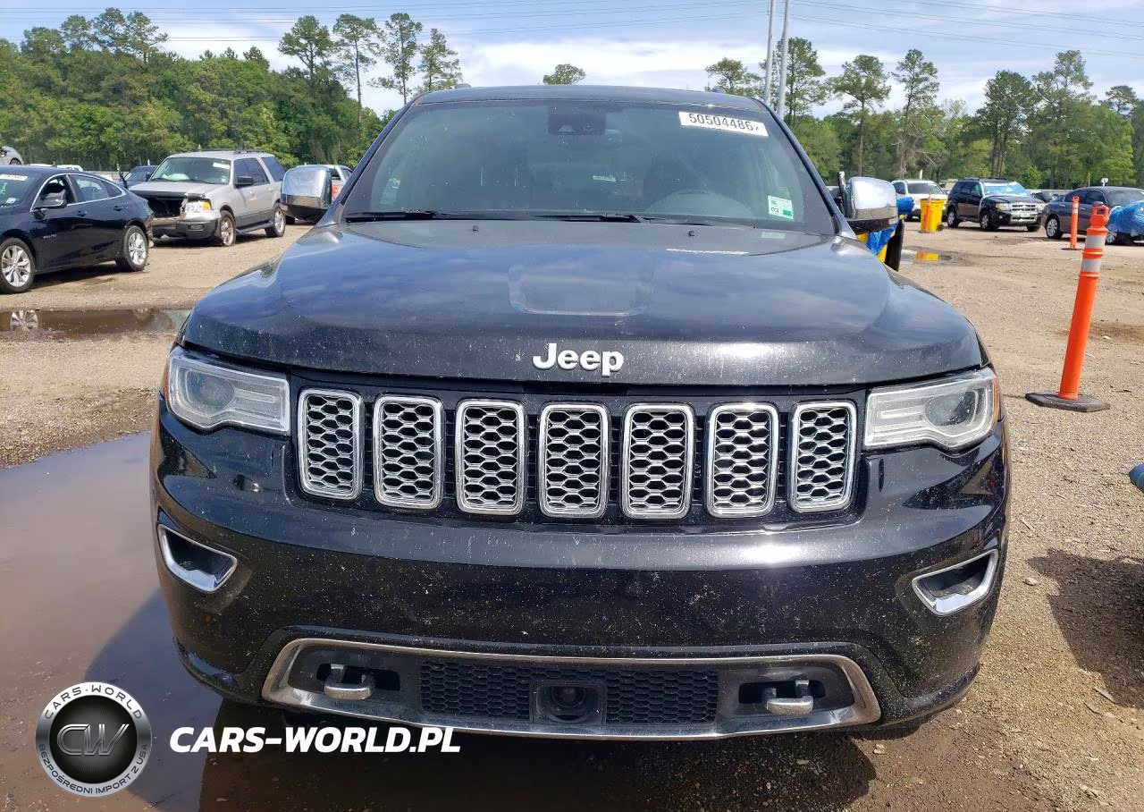 2017 Jeep Grand Cherokee Overland VIN:1C4RJECGXHC752101 - 5