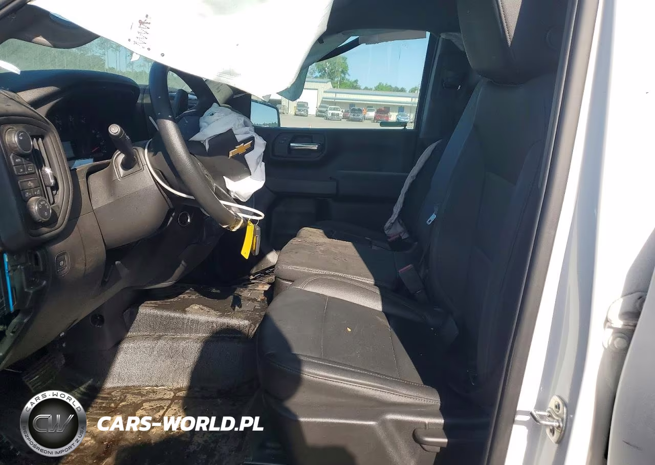 2025 Chevrolet Silverado K1500 VIN:3GCPKAEK6SG366391 - 7