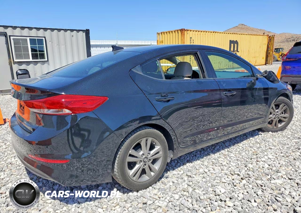 2017 Hyundai Elantra Se VIN:5NPD84LF6HH198731 - 3