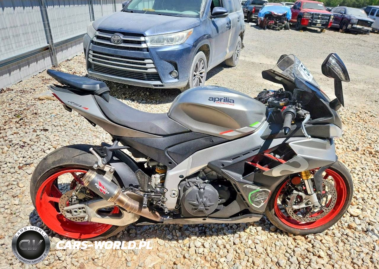 2024 Aprilia Rsv4 1100