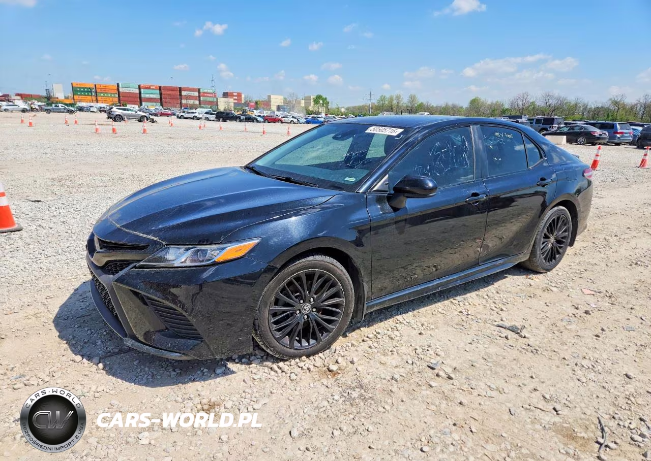 2020 Toyota Camry Se Nightshade