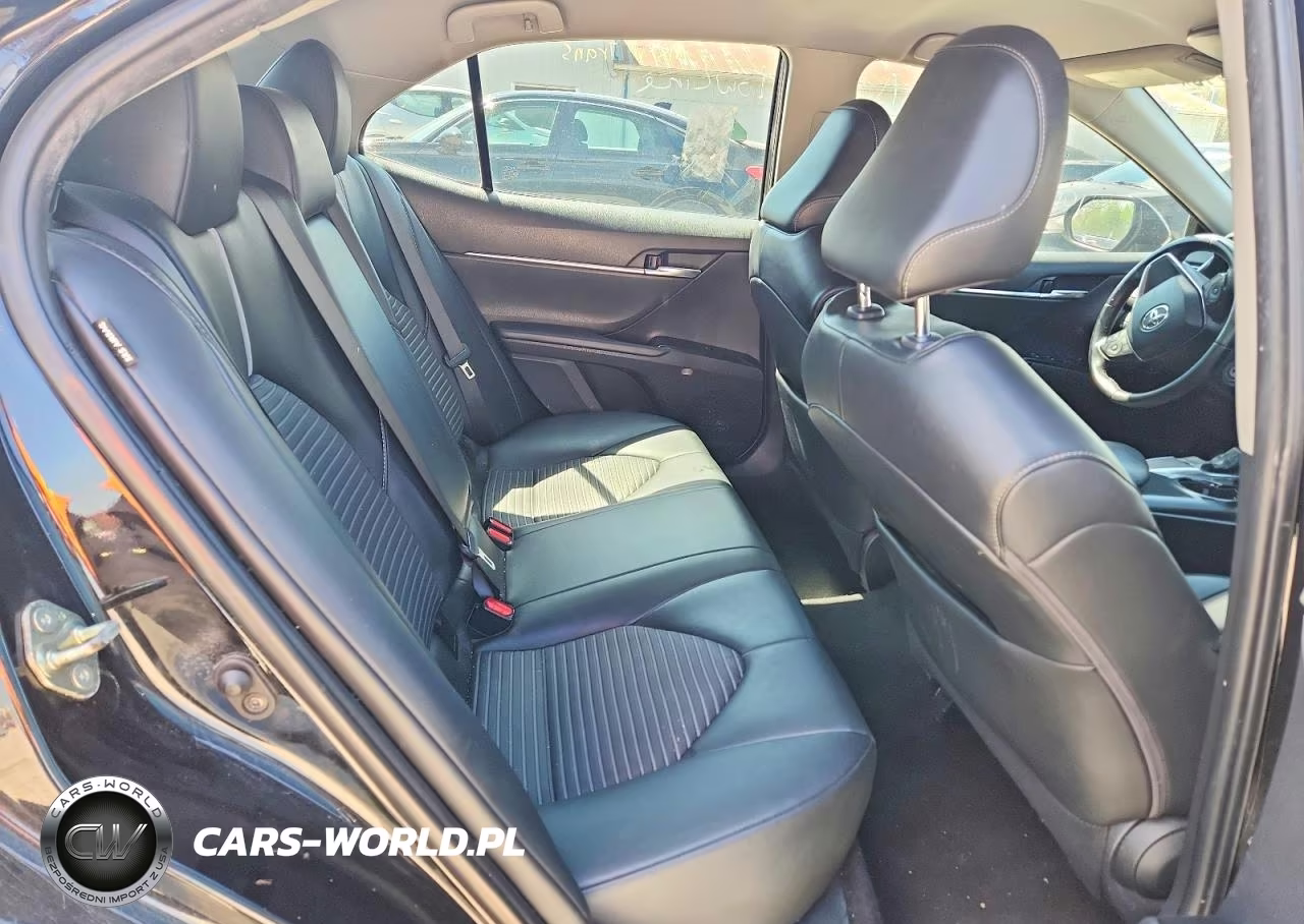 2020 Toyota Camry Se Nightshade VIN:4T1G11AK9LU344579 - 10
